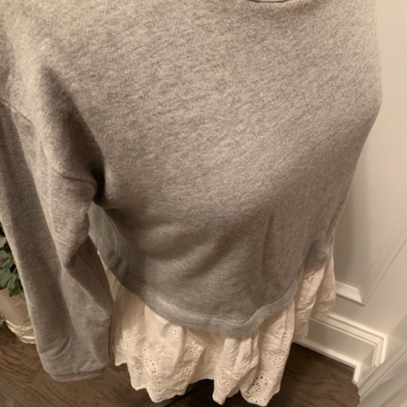 Charmed Hearts NWT Women's Knit Top - Picture 2 of 8